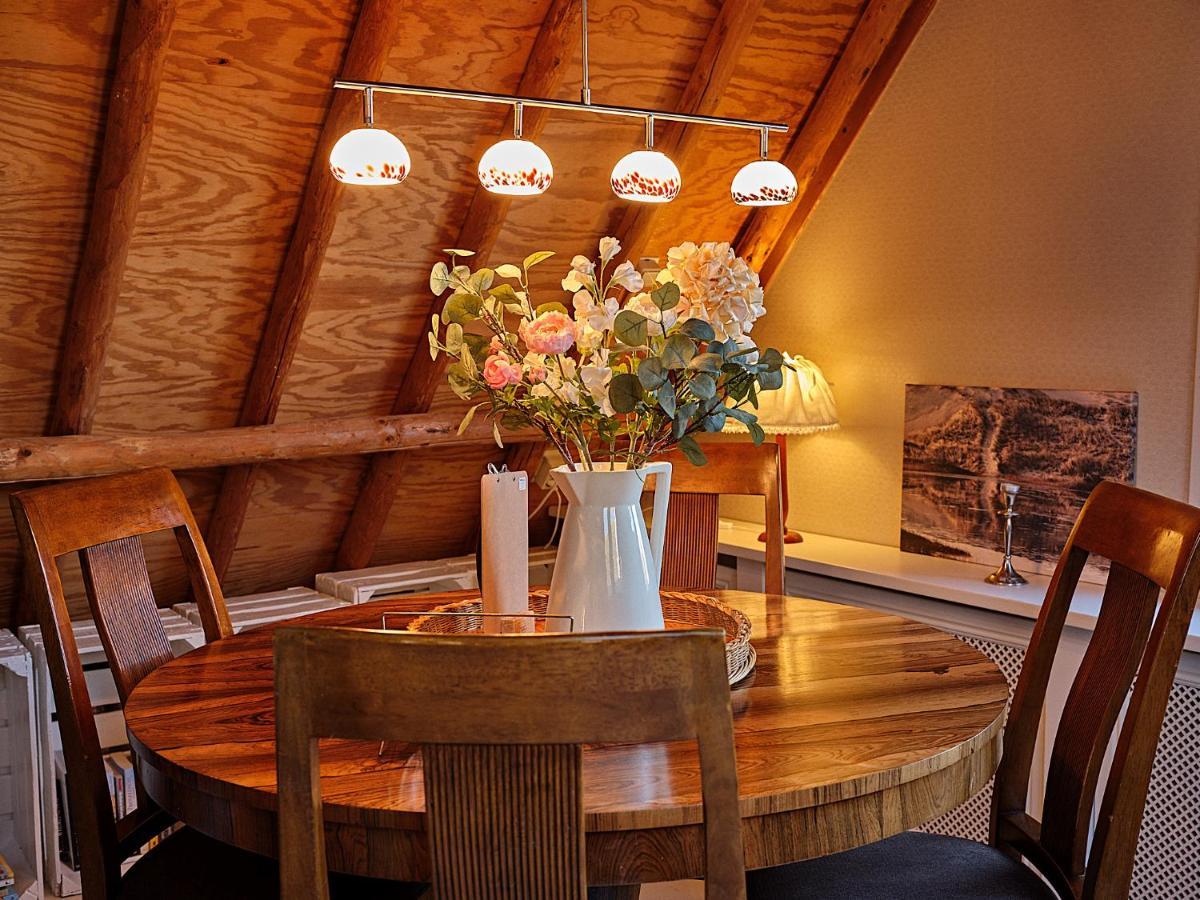 Oosterend  Jagershuistexel Bed & Breakfast エクステリア 写真