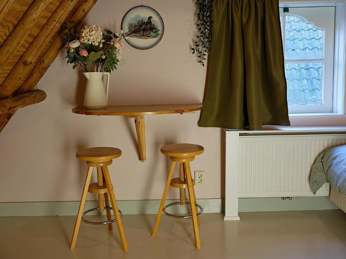 Oosterend  Jagershuistexel Bed & Breakfast エクステリア 写真